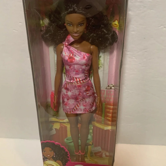 Barbie HOLIDAY BARBIE 2020 Brunette Mattel Barbie Floral Dress Outfit New In Box - Picture 9 of 9